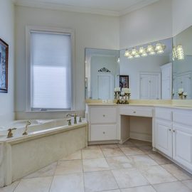 WHAT TO CONSIDER WHILE RENOVATING BATHROOM